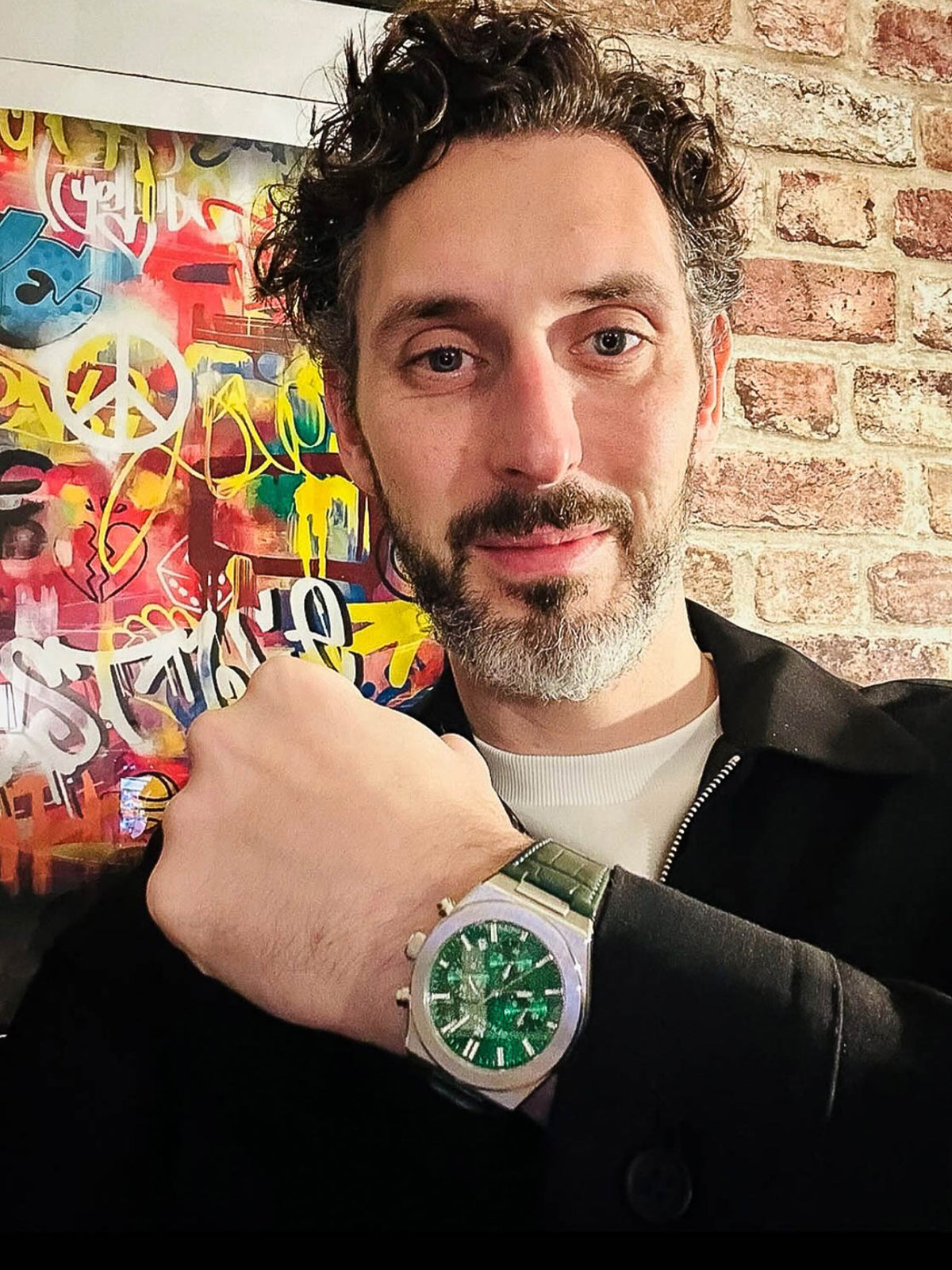 Neil Inbetweenrs Oh Neil! Inbetweeners star Blake Harrison wearing the Rival Emerald